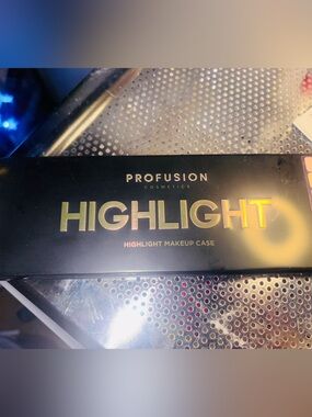 Makeup Highlighter Palette